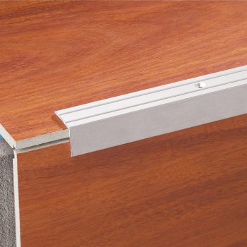 Г-образен профил 25/20 0.9м AL