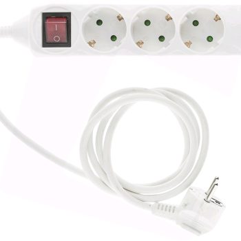 Разклонител с три гнезда+2 USB и ключ