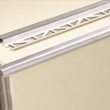 Профил за стъпало 9мм овал 2.5